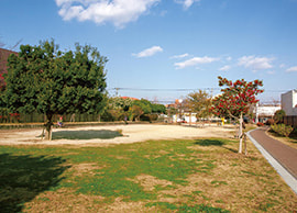 帯西むらさき公園